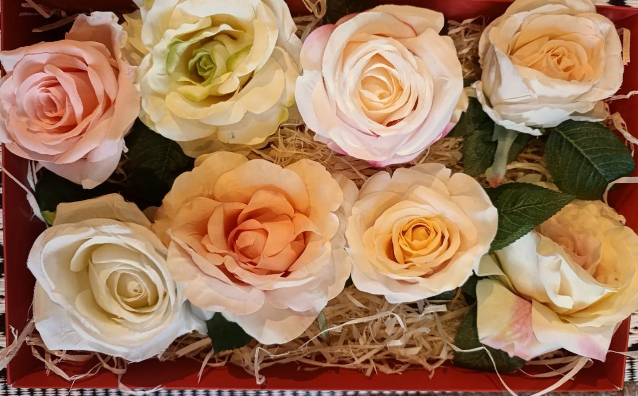 Mixed Rose Artificial Flower Napkin Ring Set